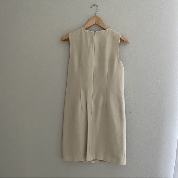 🆕 NWT Brooks Brothers Soft Beige Embellished Beaded Sleeveless Knee Length Dress - Picture 5 of 9